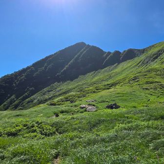 ピラミッド峰