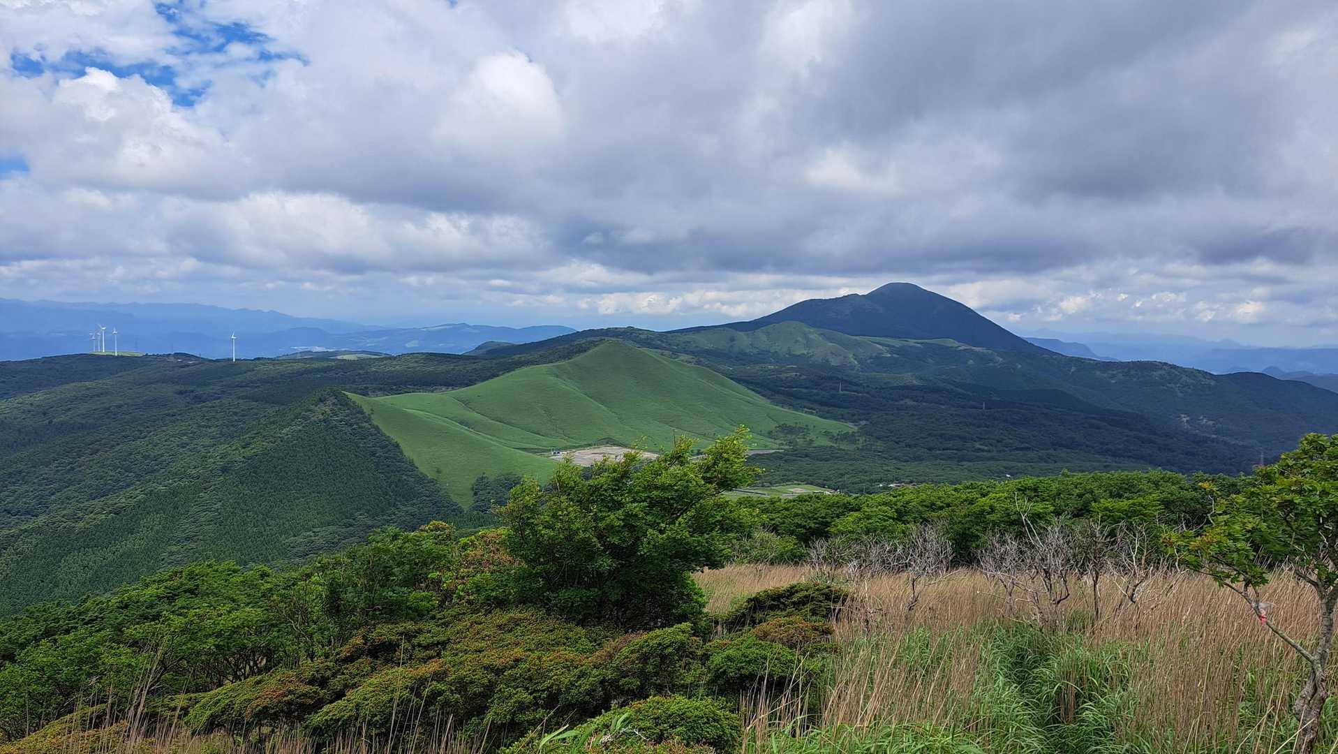 振り返って涌蓋山界隈。