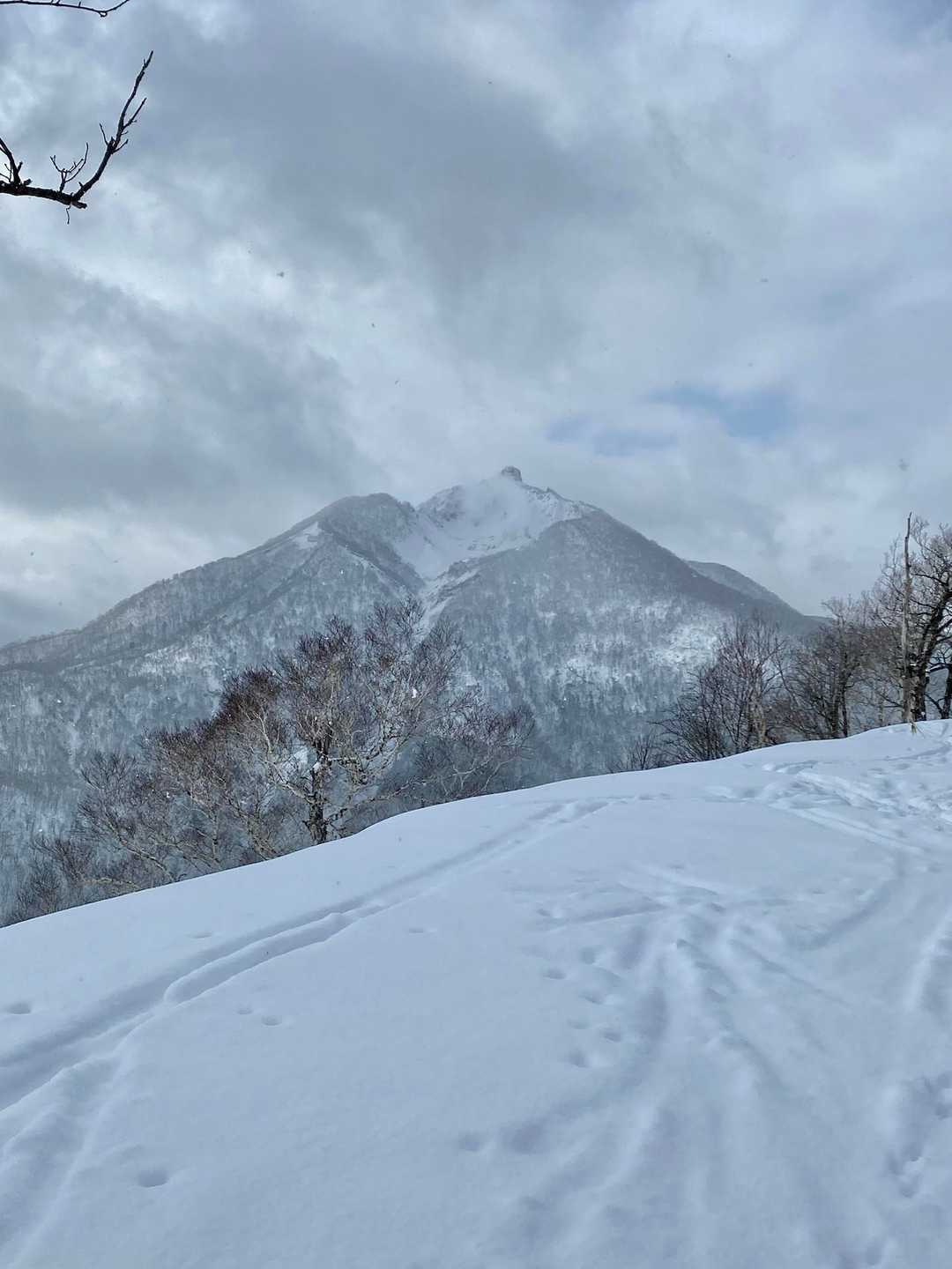 恵庭岳🏔️どーん‼️