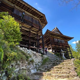 牛奥宮神社と三宮神社