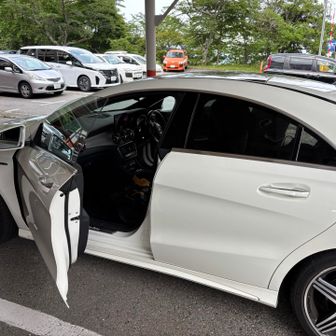 ベンツでの送迎付きVIP対応だぁ〜😁