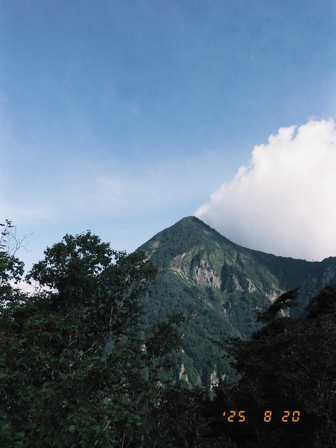 高妻山周回 | 十三仏の石祠が導く、戸隠連峰最高峰への修験ルートの写真