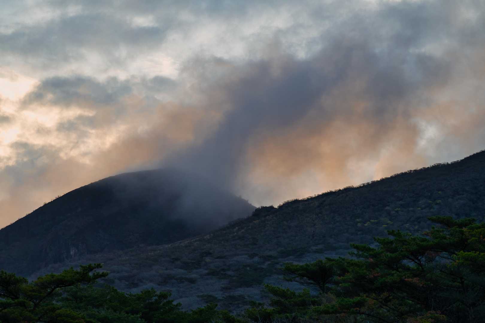 北峰あたり
少し焼ける雲