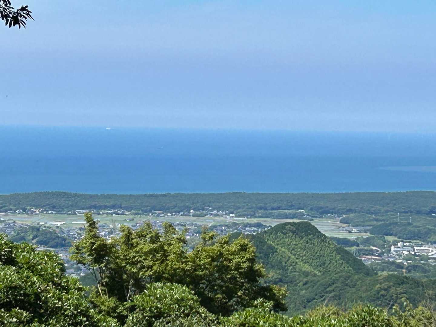 赤間登山口発着｜神宿る島を遠望する城山往復コースの写真
