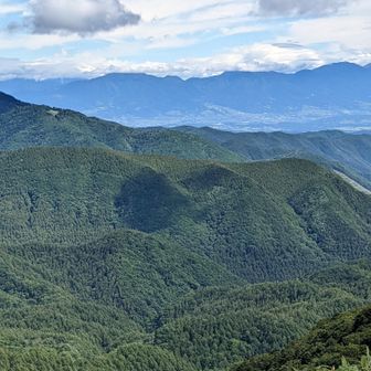 遠くの山は、南アルプス！