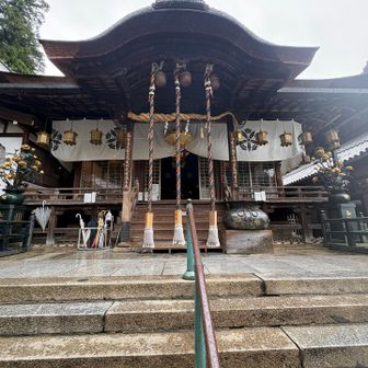本堂へお詣り🙏