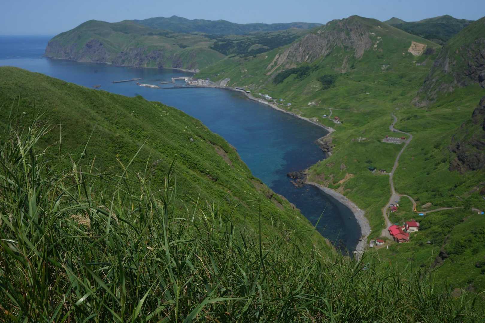 桃岩展望台登山口-キンバイの谷-つばめ山-元地灯台 縦走コースの写真