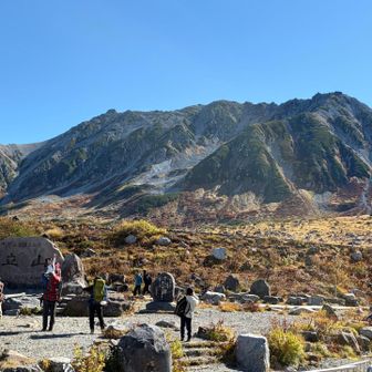 後ろ髪を引かれながら下山しまーす♪