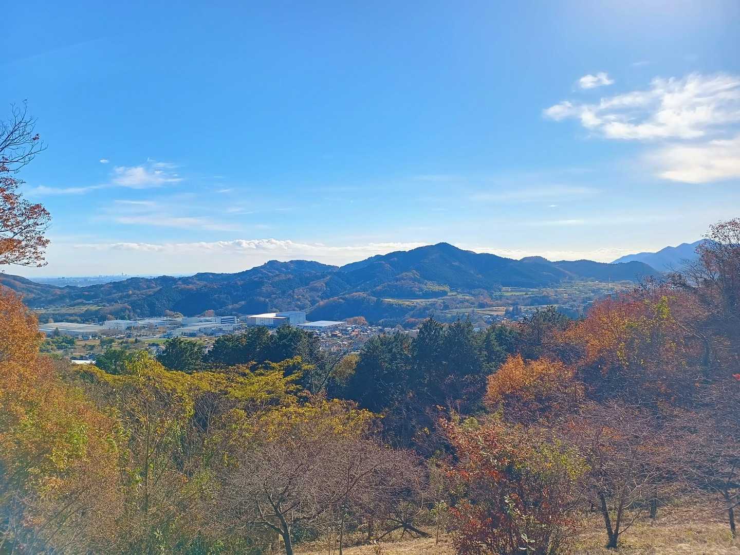 雨乞山山頂から仏果山？