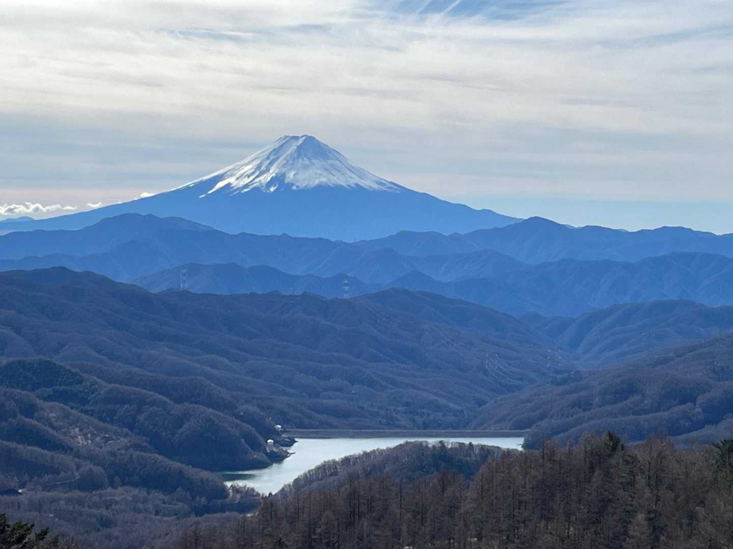 上日川峠-大菩薩嶺-天狗棚山-牛奥ノ雁ヶ腹摺山 周回コースの写真