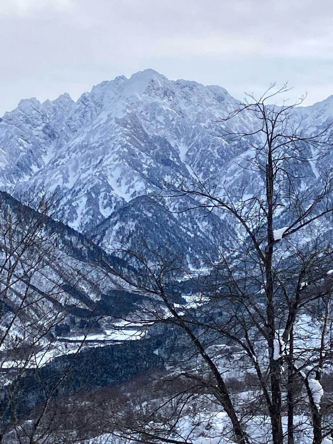 早月川越しの剱岳が好きです
