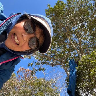 気づけば青虫🟦

青い服が山では目立つ、と知ってから、青を選んでいたら、青だらけになりました
