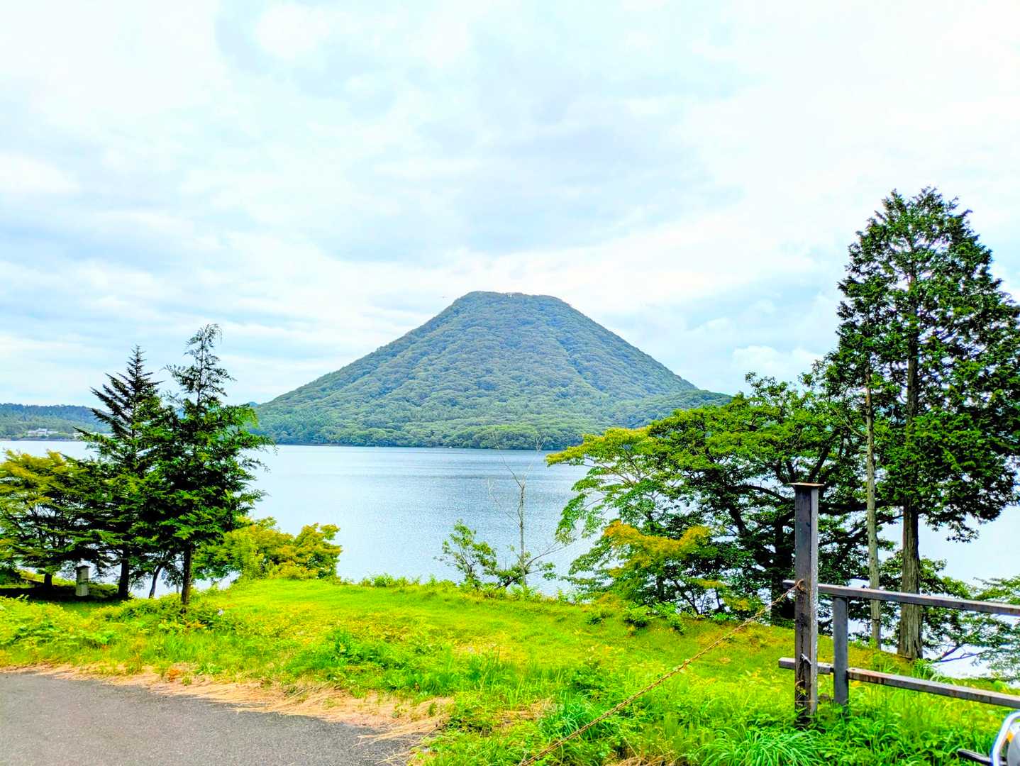 烏帽子岳登山口-烏帽子岳登山口バス停-榛名高原学校入口バス 周回コースの写真