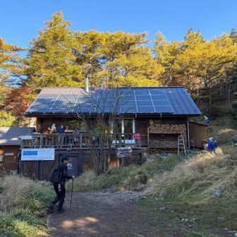 コースタイムより、少し早めの1時間30分で到着！ここで少し休憩〜