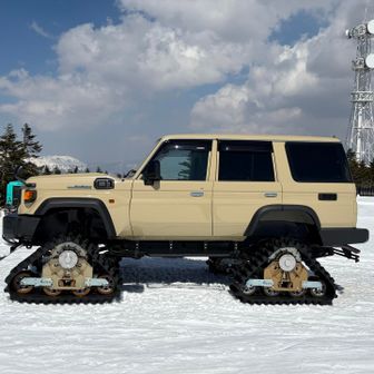 ランクルキャタピラ仕様