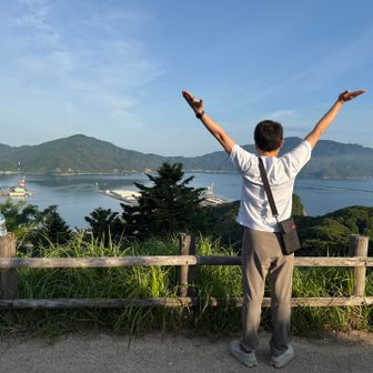 一人でも撮ってもらったY✨
なんかUFO呼んでるみたい　笑
