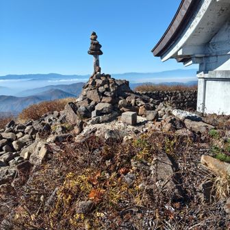 刈田岳　三角点