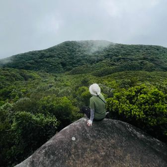 気持ち良すぎてまったり☺️
いつもなら沢歩き以外は汗だくなのに、この日は本当に涼しくて気持ち良かった🎵