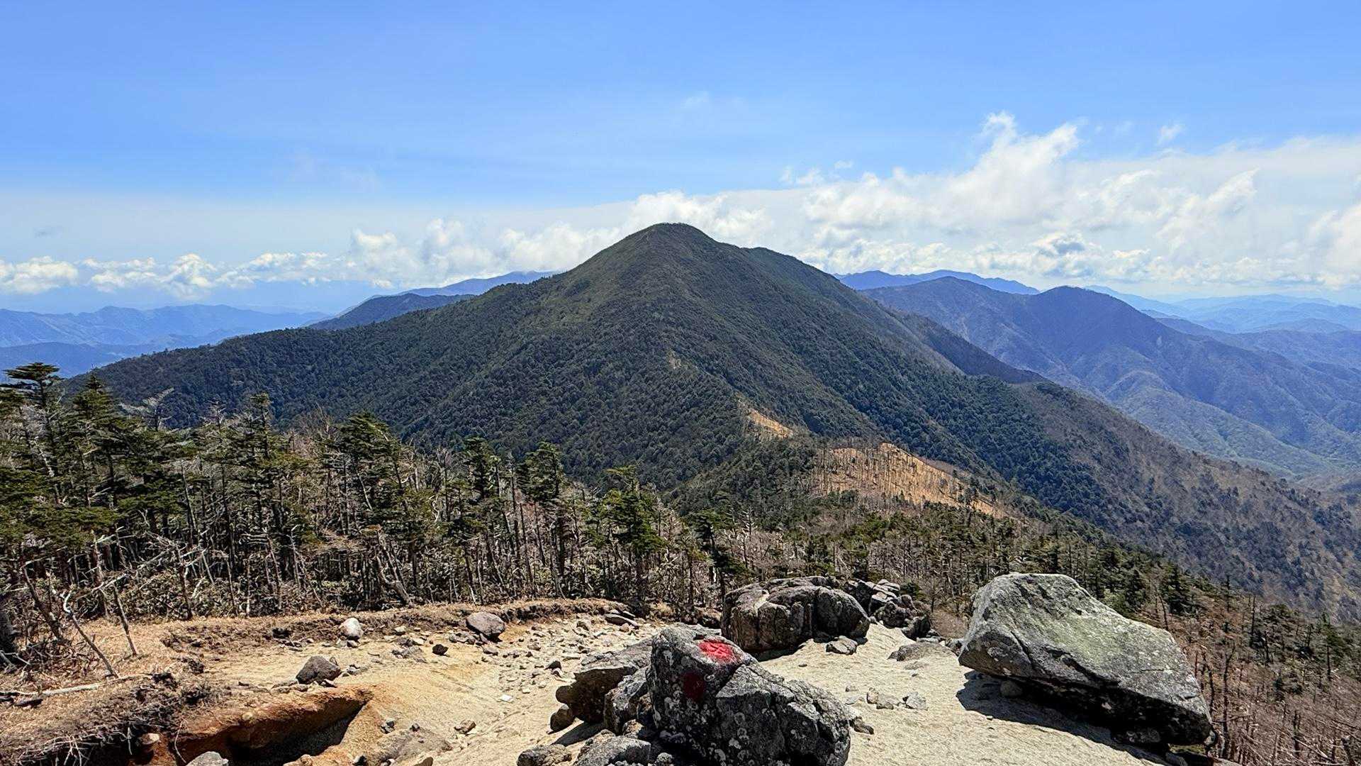破風山、結構な登り返し