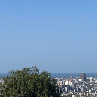 望湖台　金沢市と日本海