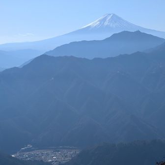 ちょっともやっているが良い眺め。