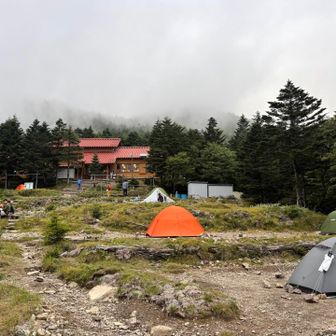 ここをキャンプ地とする