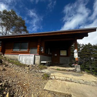 雲取山避難小屋