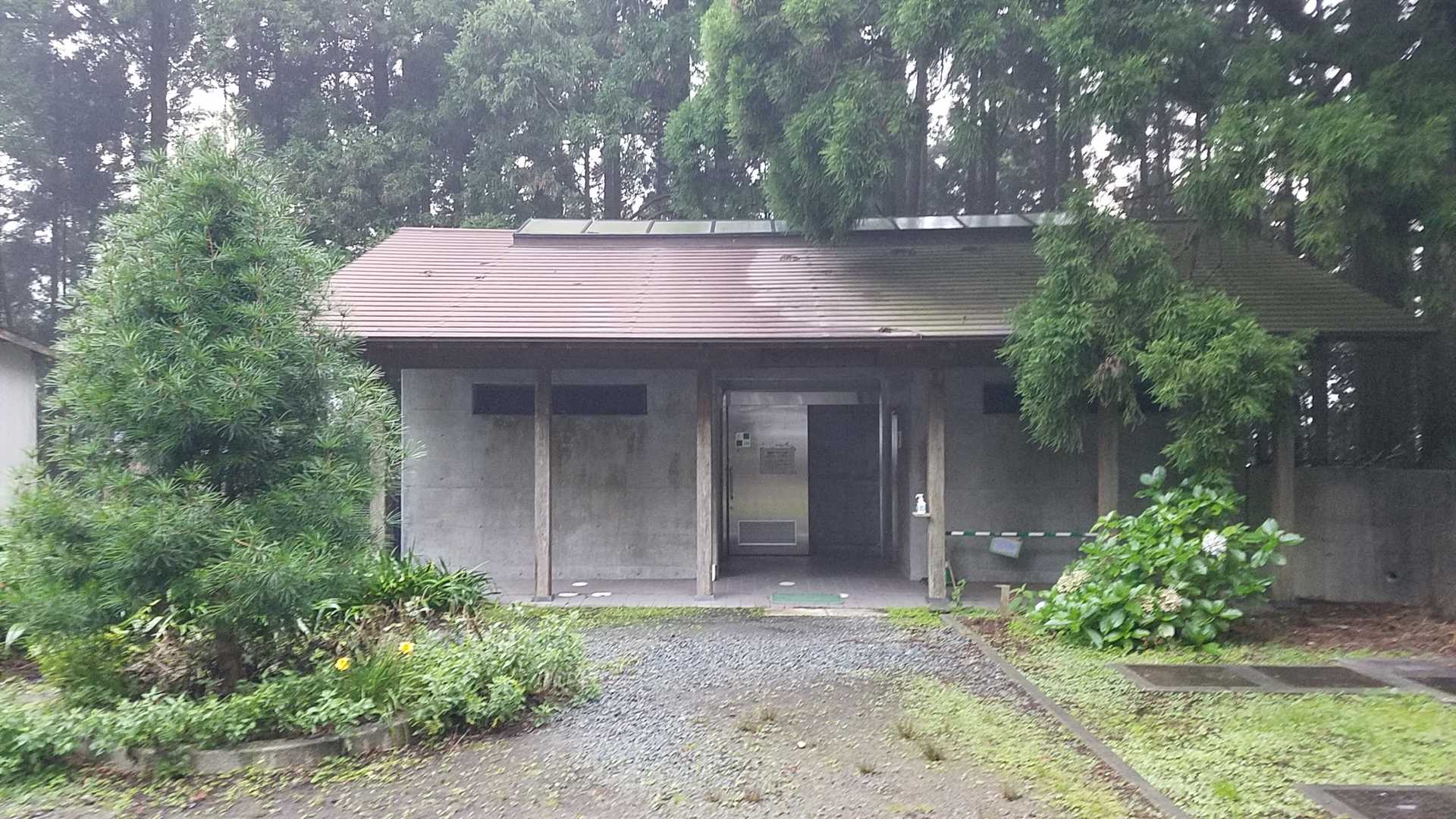 穂積神社トイレ🚻