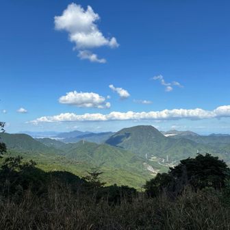関門海峡を見下ろす山々
また海を見にいきます✨