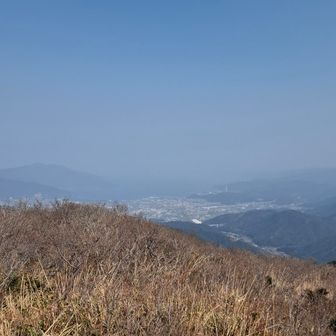 敦賀市&敦賀湾一望も…殆ど見えず( ノД`)…肉眼ではちょい見えてましたが😊