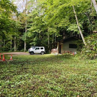 駐車場に到着。登山者が1名来られたようです。