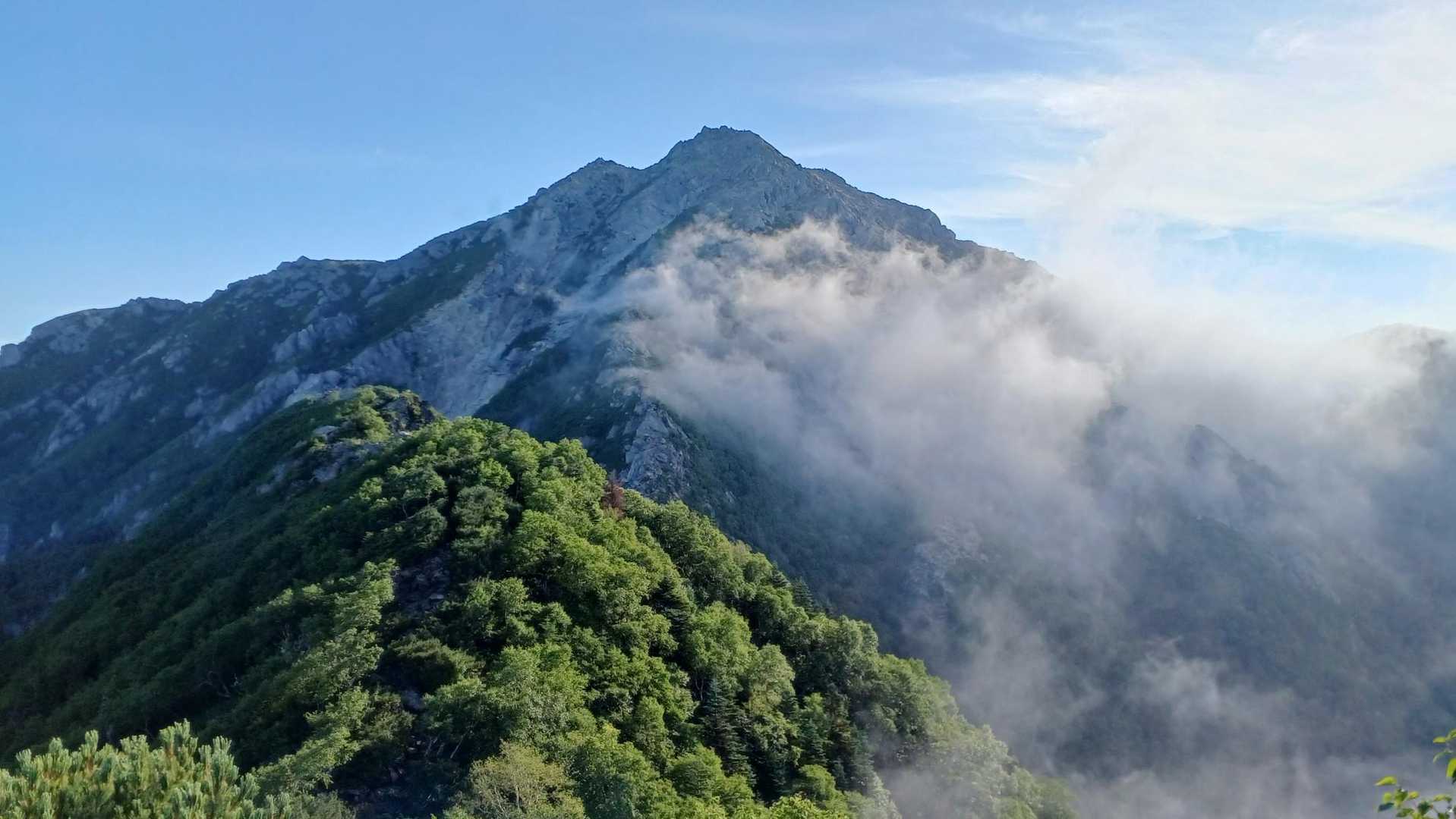 仙水峠-駒津峰-甲斐駒ヶ岳 往復コースの写真