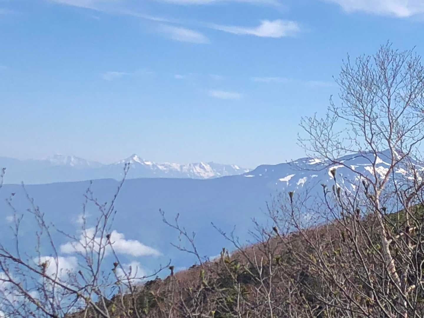 乗鞍岳が見える