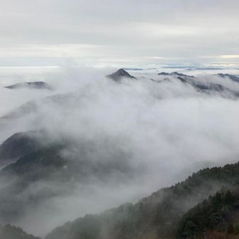 霧がはれかかり