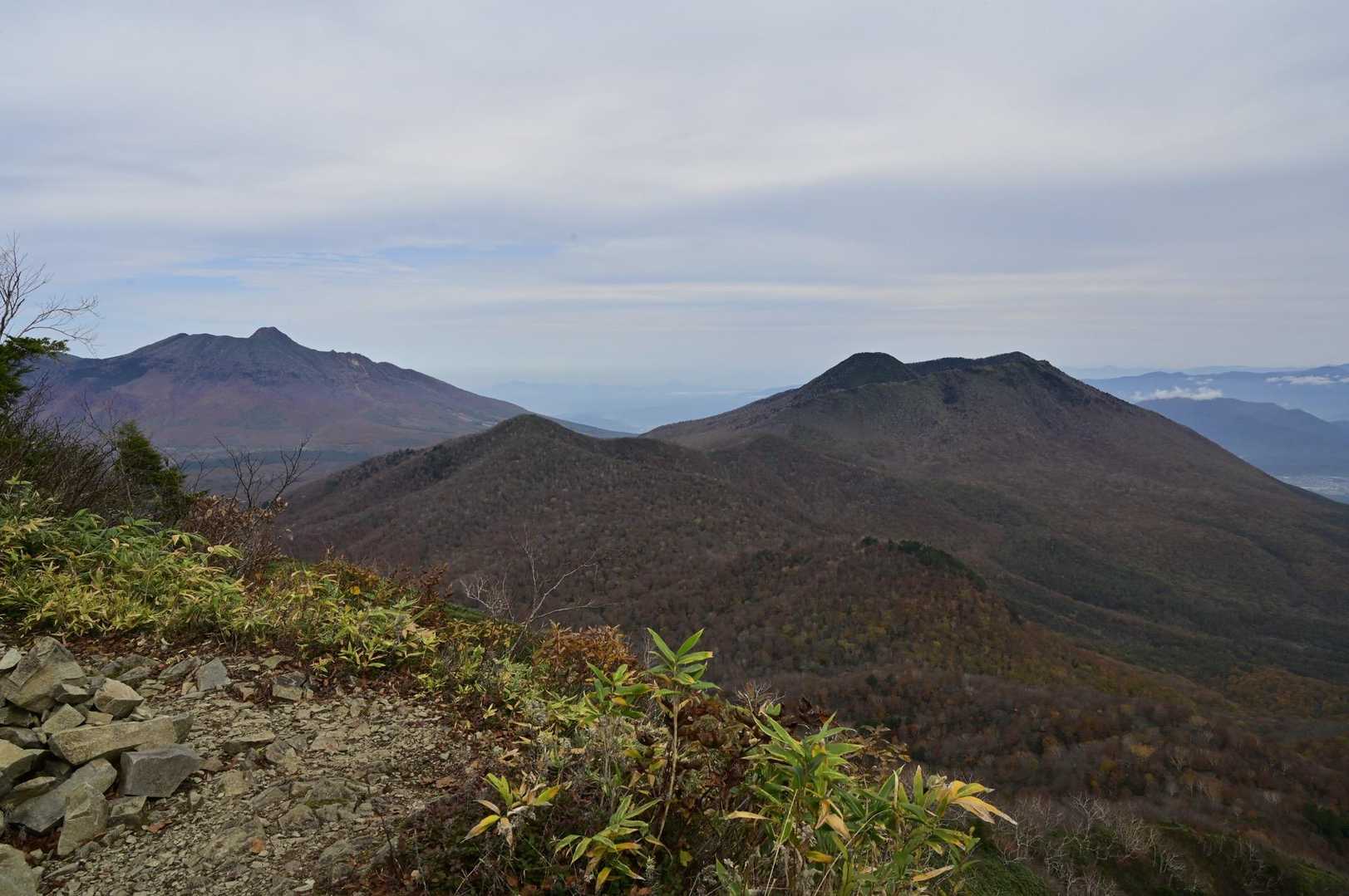 北信五岳
妙高山と黒姫山