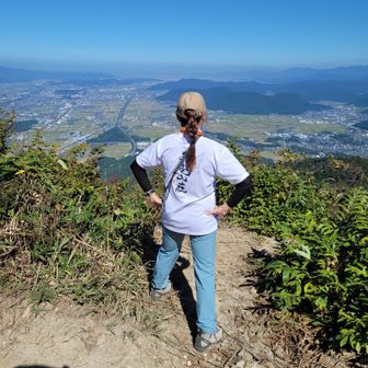 2週間前に
南龍経由で登った別山△

衝動買いしたTシャツ👛🎵

今日は「南龍2026年バージョンTシャツ」気分なのー😊💕

背中の龍がカッコいいー😆❗️