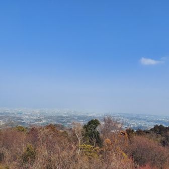 槇尾山（槙尾山）・和泉葛城山・神於山 今日は霞んで六甲山まで見えないな💦