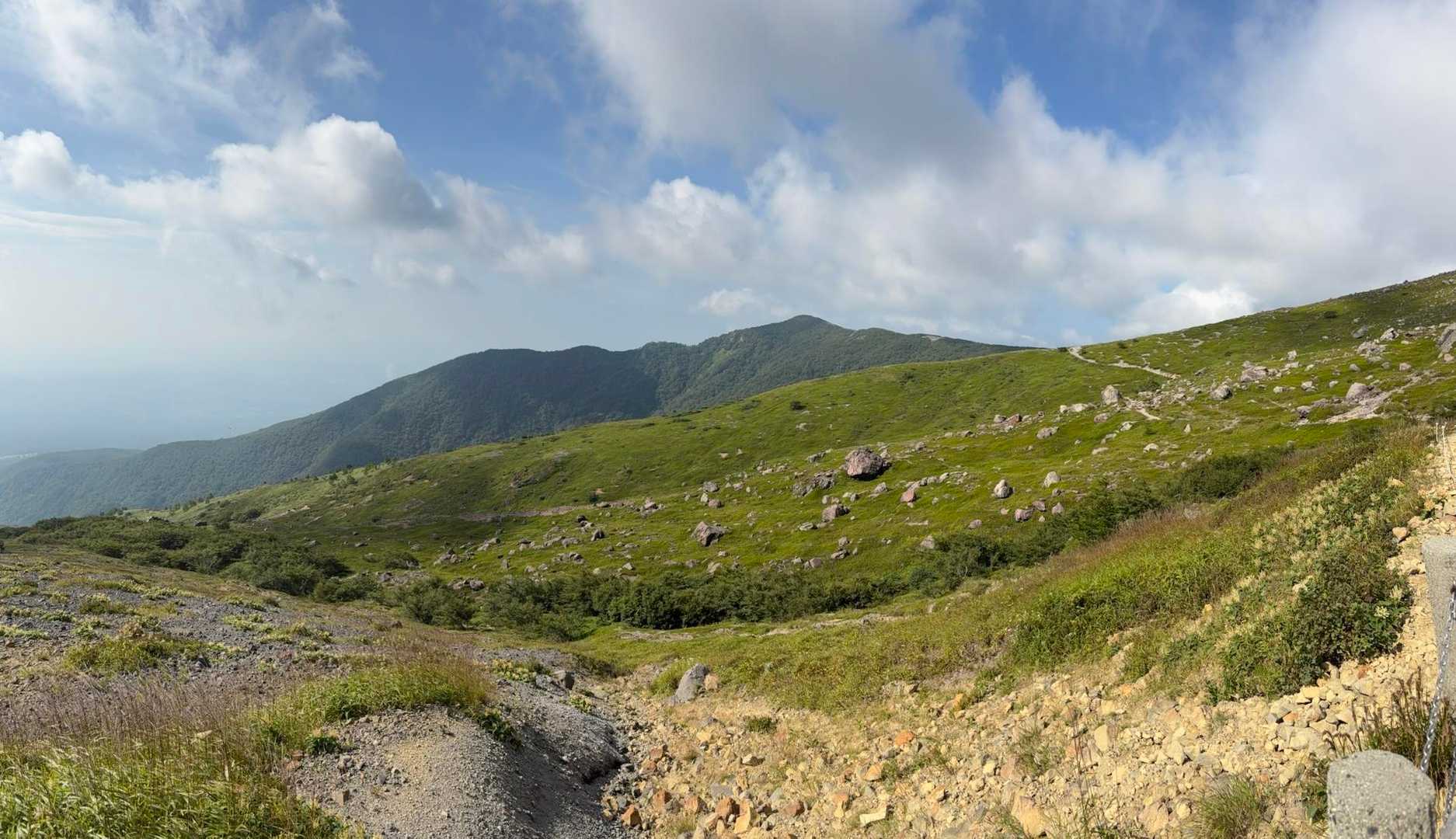 こちらも絶景。縦走したいなあ。