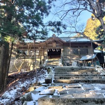 雪は少し残ってます