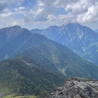 来月は広河原からアサヨ峰まで早川尾根で繋げたい