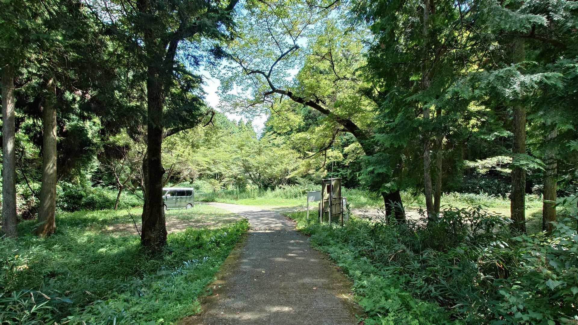 登山口駐車場