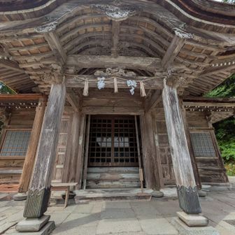 下山神社に参拝。