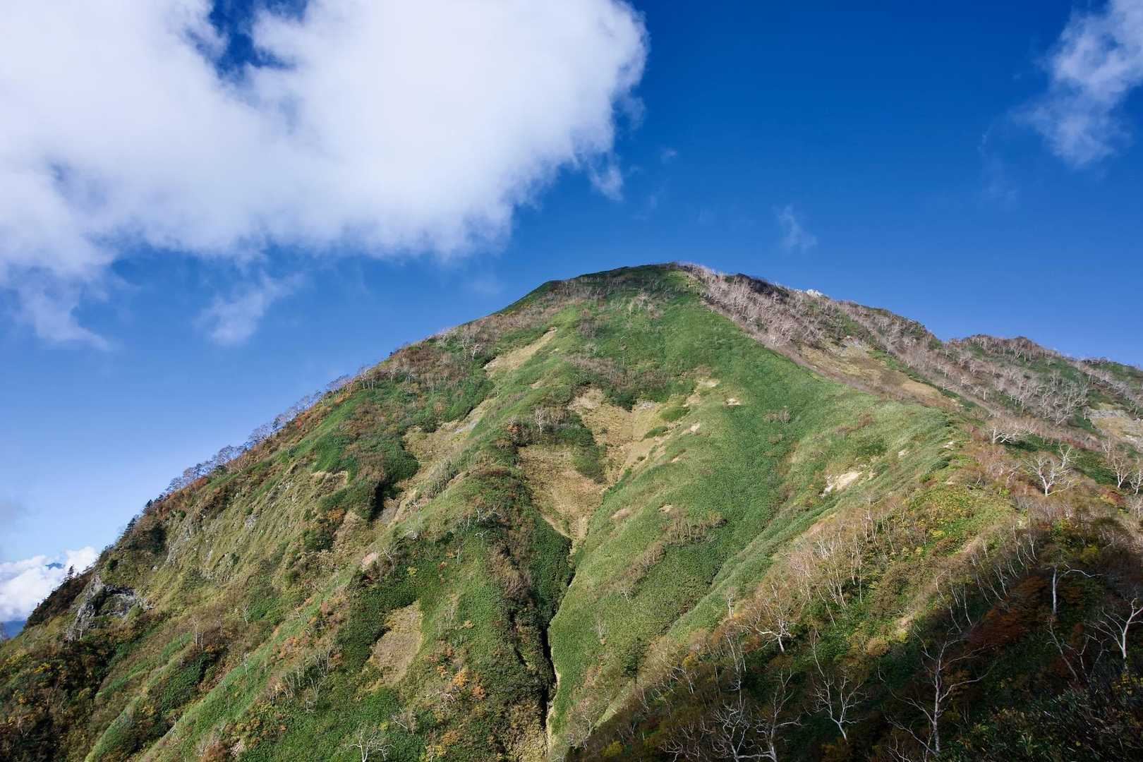 高妻山周回 | 十三仏の石祠が導く、戸隠連峰最高峰への修験ルートの写真