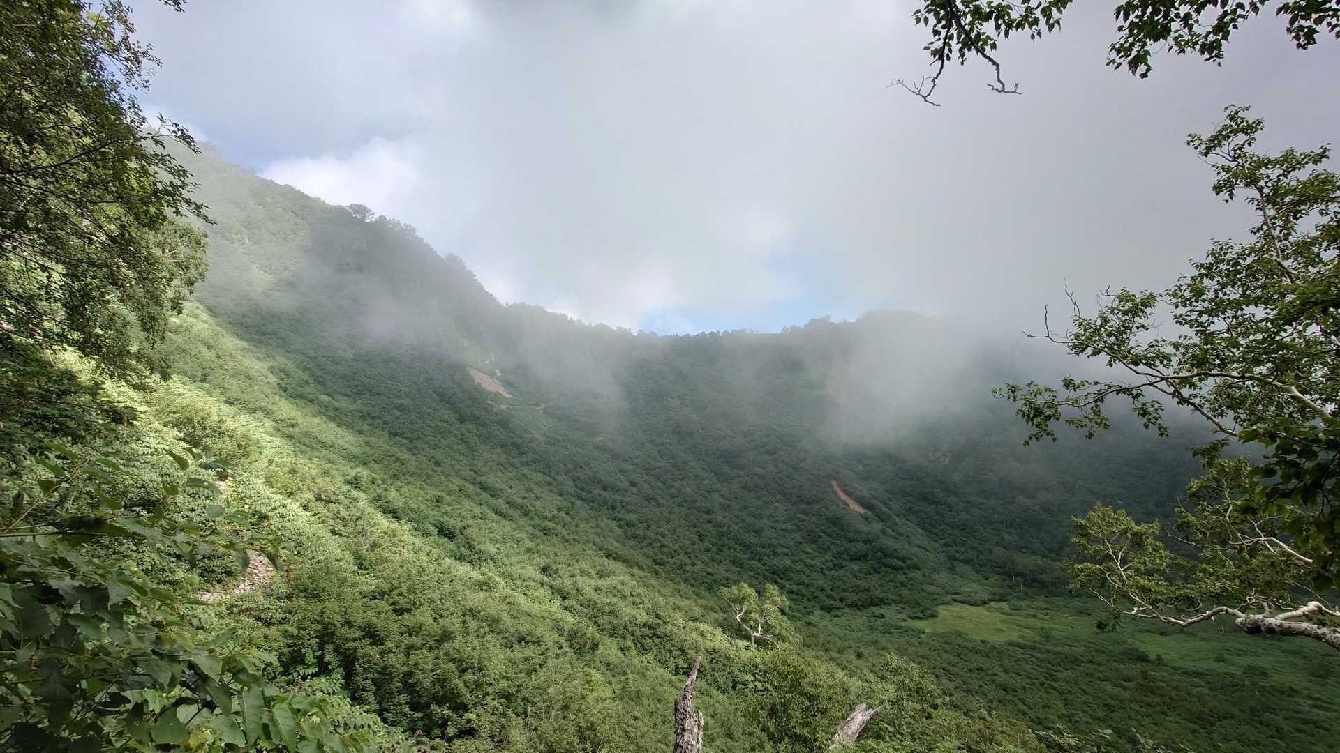外輪山の登り返しもキツい😭