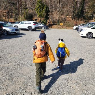 次男のリュックデビュー

長男からのお下がりです