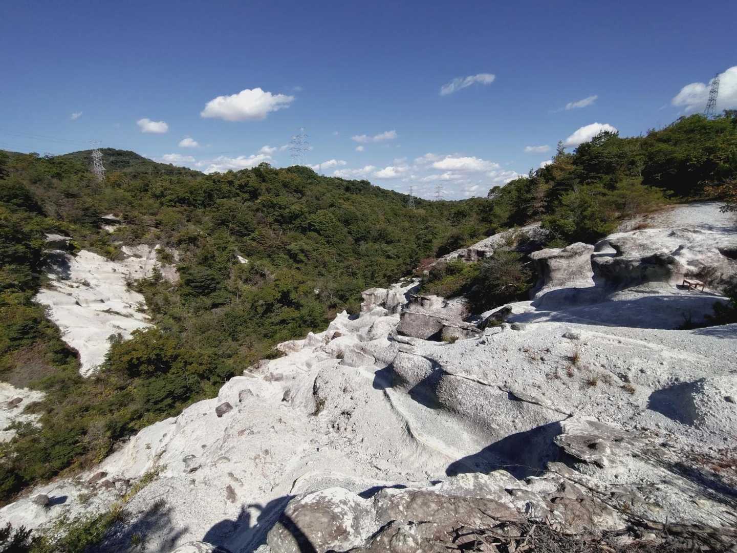 燕岳や、
和歌山県田辺市のひき岩群を思い出しました✨️