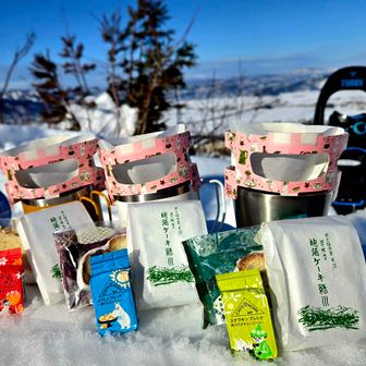 可愛いMOOMINの☕でデザートTIME迄まったり
＊話題は🐻熊の旺盛な食欲と色気の関係についてｗｗｗ(笑)