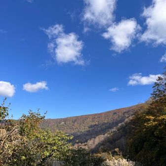 緩やかな曲線🩵スカイラインが美しい😍