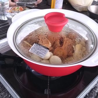 なんと！
Etsukoさんの荷物はおでん🤩