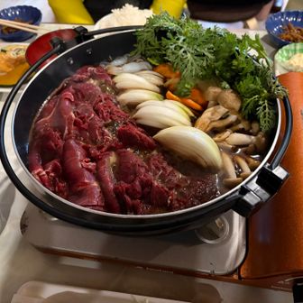 オーレン名物「桜鍋」馬肉😋